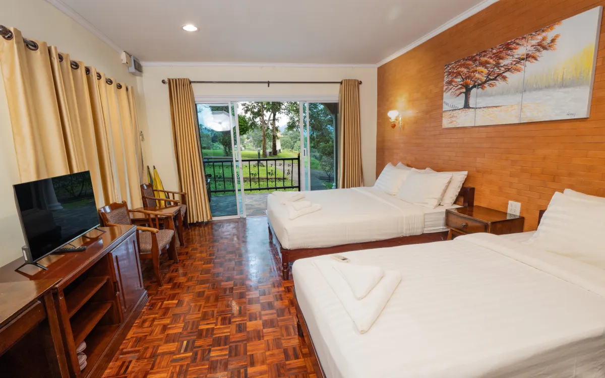 Country Lodge
